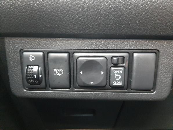 Nissan Tiida I Рестайлинг с пробегом 2011 года, цена 670 000 рублей, 232444 км, хэтчбек, Автокод Объявления