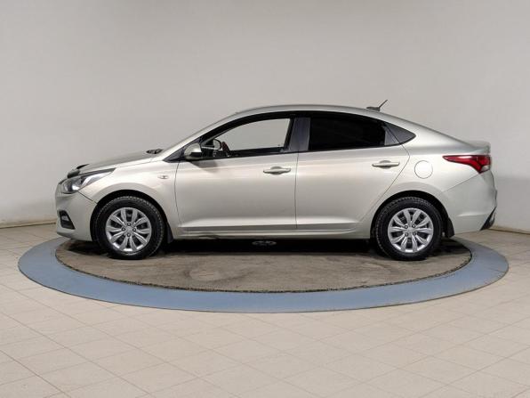 Hyundai Solaris II с пробегом 2018 года, цена 1 224 900 рублей, 177900 км, седан, Автокод Объявления