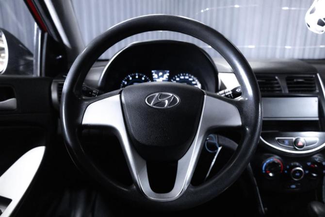 Hyundai Solaris I с пробегом 2014 года, цена 1 099 000 рублей, 98351 км, седан, Автокод Объявления