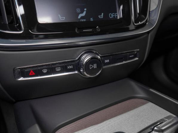 Volvo S60 III с пробегом 2020 года, цена 2 970 000 рублей, 81221 км, седан, Автокод Объявления