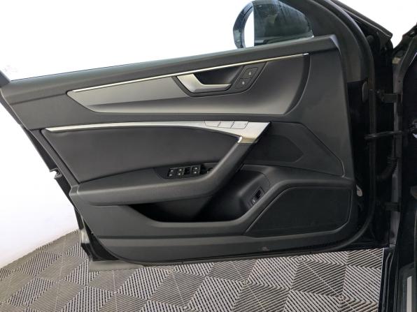 Audi A6 V (C8) с пробегом 2020 года, цена 3 165 000 рублей, 124014 км, седан, Автокод Объявления