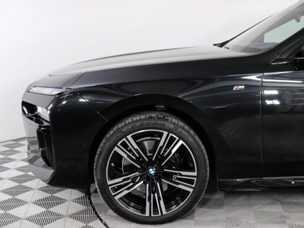 BMW 7 серии VII (G70) с пробегом 2022 года, цена 12 108 000 рублей, 13026 км, седан, Автокод Объявления