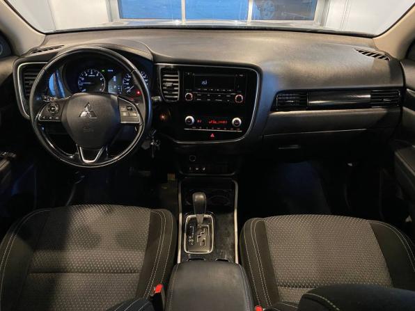 Mitsubishi Outlander III Рестайлинг 3 с пробегом 2020 года, цена 2 255 000 рублей, 132864 км, внедорожник, Автокод Объявления