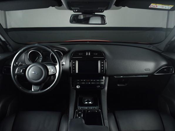 Jaguar F-Pace I с пробегом 2017 года, цена 2 499 999 рублей, 69592 км, внедорожник, Автокод Объявления