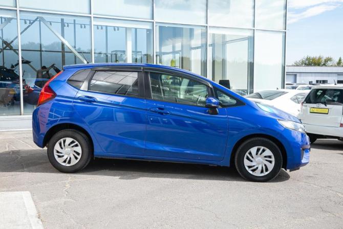 Honda Fit III с пробегом 2016 года, цена 929 000 рублей, 135000 км, хэтчбек, Автокод Объявления