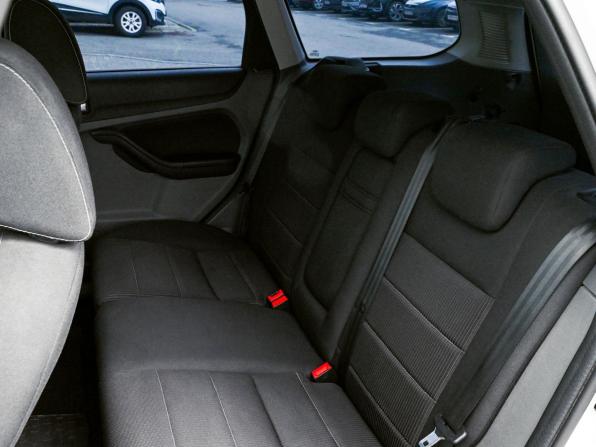 Ford Focus II Рестайлинг с пробегом 2011 года, цена 599 000 рублей, 312623 км, универсал, Автокод Объявления