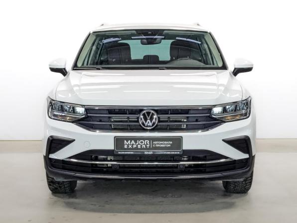 Volkswagen Tiguan II Рестайлинг с пробегом 2021 года, цена 3 150 000 рублей, 52829 км, внедорожник, Автокод Объявления