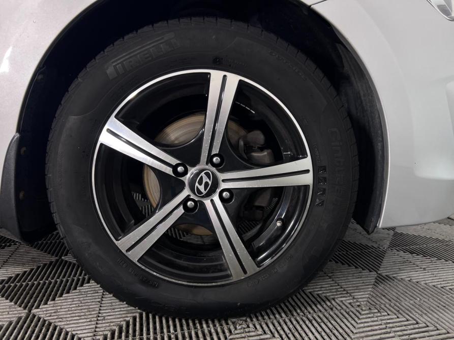 Hyundai Solaris I Рестайлинг Ростов-на-Дону  - изображение 9