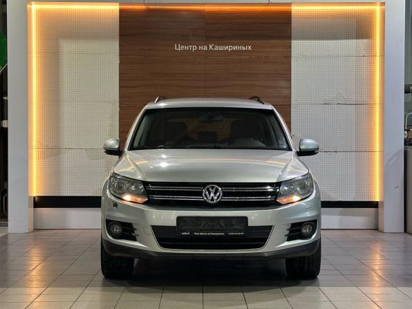 Volkswagen Tiguan I Рестайлинг с пробегом 2011 года, цена 1 049 000 рублей, 193738 км, внедорожник, Автокод Объявления