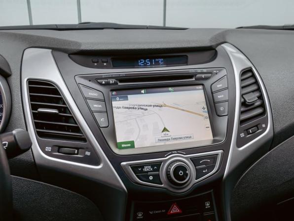 Hyundai Elantra VI (AD) с пробегом 2015 года, цена 1 325 000 рублей, 160129 км, седан, Автокод Объявления