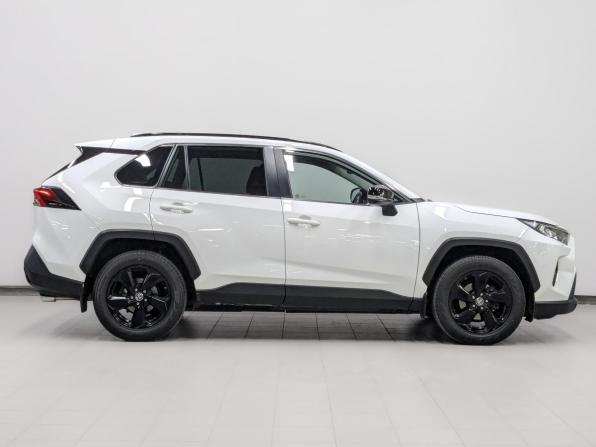 Toyota RAV4 V (XA50) с пробегом 2021 года, цена 3 230 000 рублей, 136228 км, внедорожник, Автокод Объявления