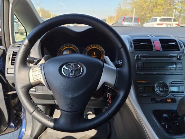 Toyota Auris I с пробегом 2008 года, цена 620 000 рублей, 131723 км, хэтчбек, Автокод Объявления