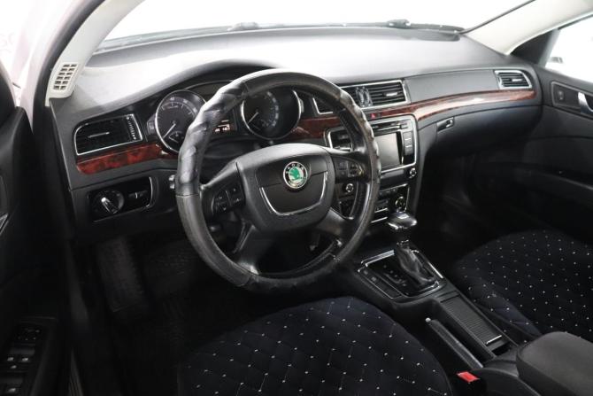 Skoda Superb II с пробегом 2010 года, цена 809 000 рублей, 258433 км, лифтбек, Автокод Объявления