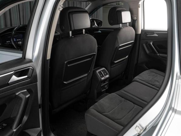 Volkswagen Tiguan II с пробегом 2017 года, цена 2 749 000 рублей, 131331 км, внедорожник, Автокод Объявления