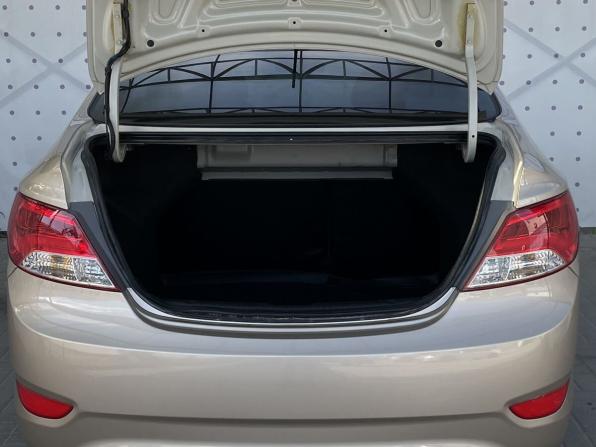 Hyundai Solaris I с пробегом 2012 года, цена 880 000 рублей, 96105 км, седан, Автокод Объявления