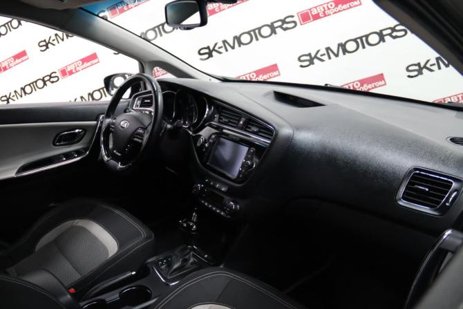 Kia Ceed II Рестайлинг с пробегом 2018 года, цена 1 535 170 рублей, 117533 км, хэтчбек, Автокод Объявления