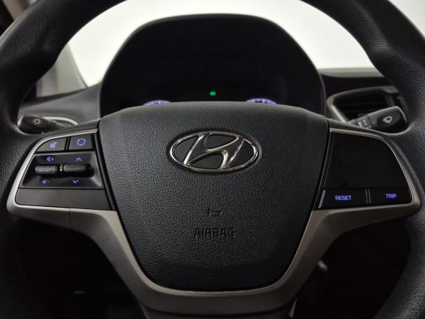 Hyundai Solaris II с пробегом 2017 года, цена 1 250 000 рублей, 112707 км, седан, Автокод Объявления