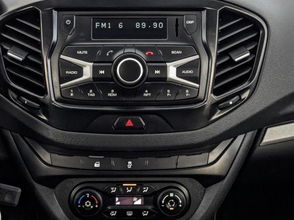 Lada (ВАЗ) Vesta I с пробегом 2021 года, цена 1 070 000 рублей, 118000 км, седан, Автокод Объявления