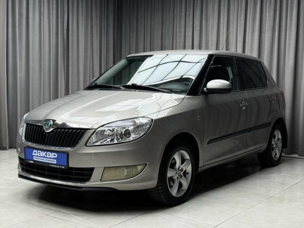 Skoda Fabia II Рестайлинг с пробегом 2011 года, цена 669 000 рублей, 228671 км, хэтчбек, Автокод Объявления