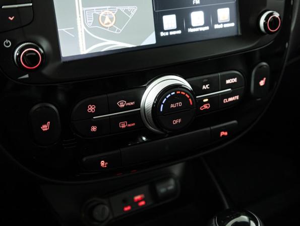 Kia Soul II Рестайлинг с пробегом 2018 года, цена 1 799 700 рублей, 72500 км, хэтчбек, Автокод Объявления