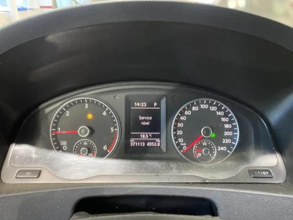 Volkswagen Multivan T5 Рестайлинг с пробегом 2010 года, цена 2 149 000 рублей, 371113 км, минивэн, Автокод Объявления