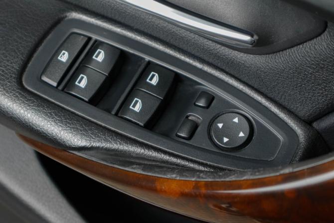 BMW 3 серии VI (F3x) с пробегом 2015 года, цена 2 019 000 рублей, 179500 км, седан, Автокод Объявления