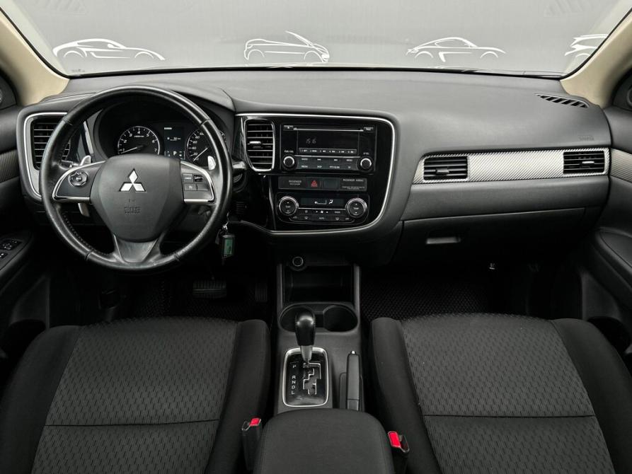Mitsubishi Outlander III Рестайлинг Санкт-Петербург  - изображение 6