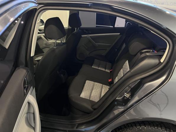 Skoda Octavia II (A5) Рестайлинг с пробегом 2009 года, цена 827 000 рублей, 237180 км, лифтбек, Автокод Объявления