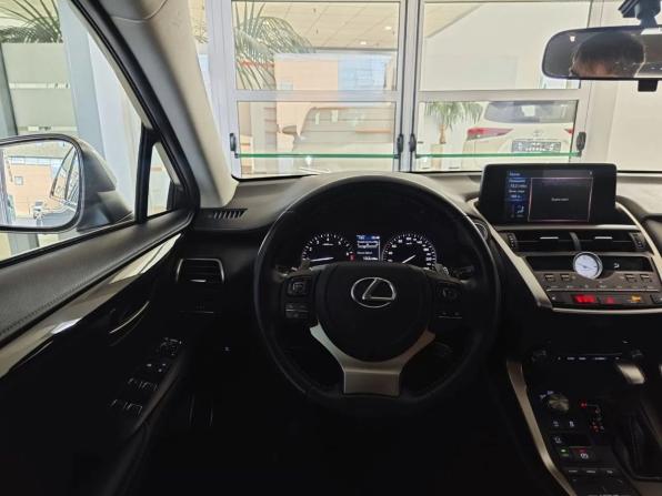 Lexus NX I Рестайлинг с пробегом 2021 года, цена 4 350 000 рублей, 33193 км, внедорожник, Автокод Объявления