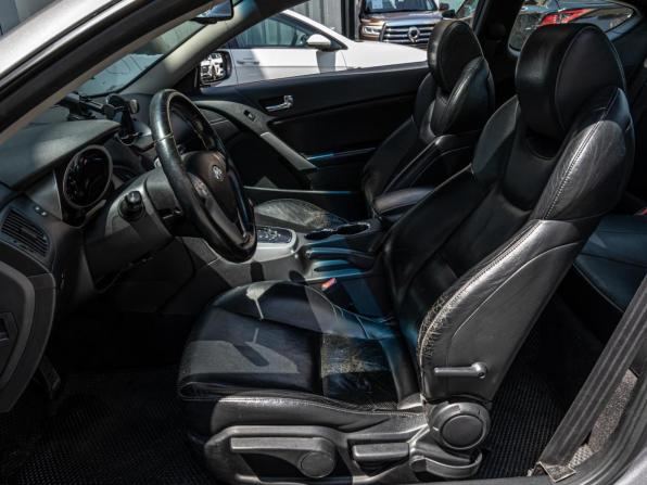 Hyundai Genesis Coupe I с пробегом 2009 года, цена 1 348 000 рублей, 200658 км, купе, Автокод Объявления