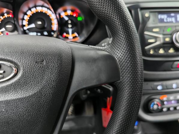 Lada (ВАЗ) Vesta I с пробегом 2021 года, цена 868 000 рублей, 116468 км, седан, Автокод Объявления