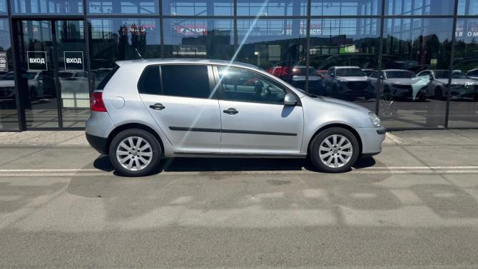 Volkswagen Golf V с пробегом 2005 года, цена 510 000 рублей, 318555 км, хэтчбек, Автокод Объявления
