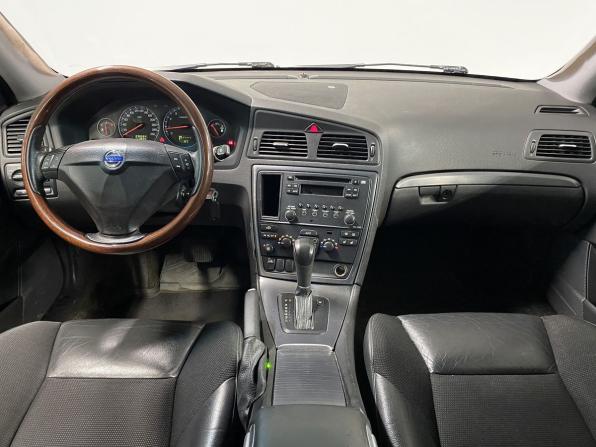 Volvo S60 I Рестайлинг с пробегом 2008 года, цена 400 000 рублей, 236661 км, седан, Автокод Объявления
