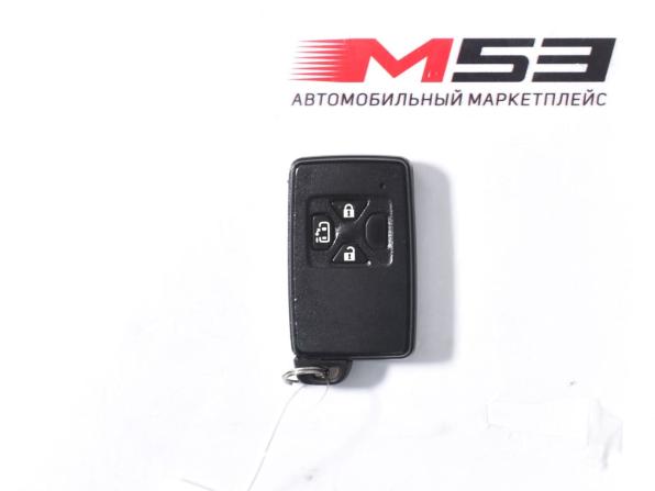 Toyota ISis I Рестайлинг с пробегом 2011 года, цена 1 179 995 рублей, 154760 км, компактвэн, Автокод Объявления
