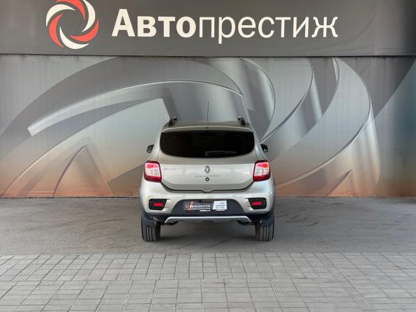 Renault Sandero II с пробегом 2017 года, цена 980 000 рублей, 128000 км, хэтчбек, Автокод Объявления