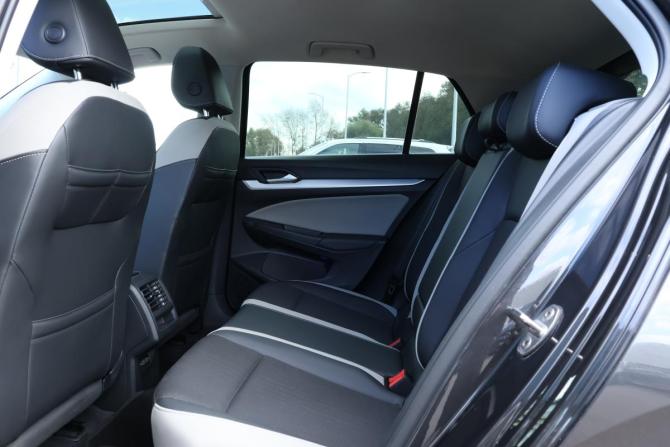 Volkswagen Golf VIII с пробегом 2021 года, цена 2 690 000 рублей, 42310 км, хэтчбек, Автокод Объявления