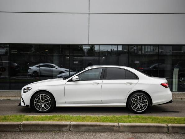 Mercedes-Benz E-Класс V (W213 S213 C238) Рестайлинг с пробегом 2021 года, цена 4 149 000 рублей, 61244 км, седан, Автокод Объявления