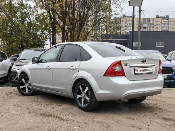 Ford Focus II Рестайлинг с пробегом 2010 года, цена 429 000 рублей, 243000 км, седан, Автокод Объявления