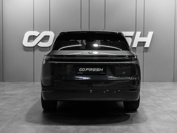 Li Auto (Lixiang) L7 I Рестайлинг с пробегом 2026 года, цена 9 399 000 рублей, 116 км, внедорожник, Автокод Объявления