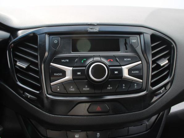 Lada (ВАЗ) Vesta I с пробегом 2019 года, цена 389 000 рублей, 310025 км, седан, Автокод Объявления