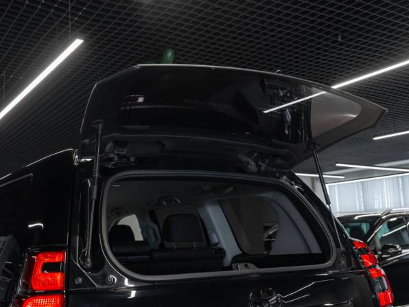 Toyota Land Cruiser Prado 150 Series Рестайлинг 2 с пробегом 2020 года, цена 4 990 000 рублей, 115953 км, внедорожник, Автокод Объявления