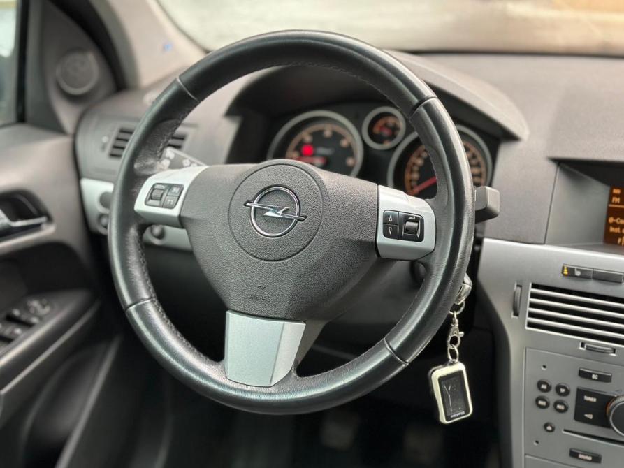Opel Astra H Рестайлинг Архангельск  - изображение 18