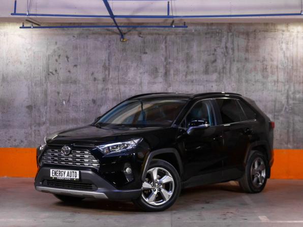 Toyota RAV4 V (XA50) с пробегом 2021 года, цена 3 799 000 рублей, 97159 км, внедорожник, Автокод Объявления