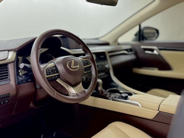 Lexus RX IV с пробегом 2018 года, цена 4 800 000 рублей, 65940 км, внедорожник, Автокод Объявления