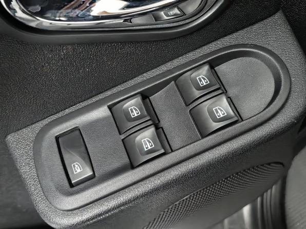 Renault Duster I Рестайлинг с пробегом 2019 года, цена 1 387 000 рублей, 158273 км, внедорожник, Автокод Объявления