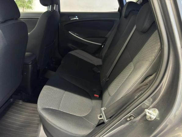 Hyundai Solaris I с пробегом 2012 года, цена 880 000 рублей, 144000 км, хэтчбек, Автокод Объявления