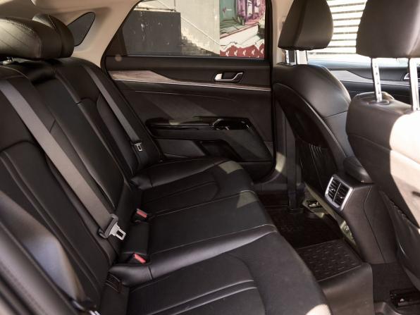 Kia K5 III с пробегом 2020 года, цена 2 398 000 рублей, 90666 км, седан, Автокод Объявления