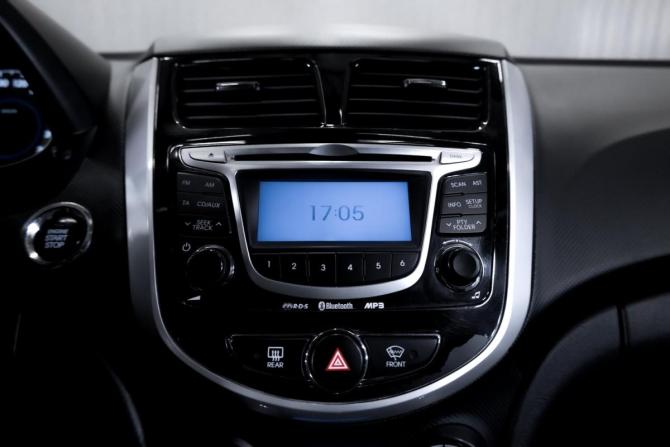 Hyundai Solaris I с пробегом 2013 года, цена 749 000 рублей, 229659 км, седан, Автокод Объявления