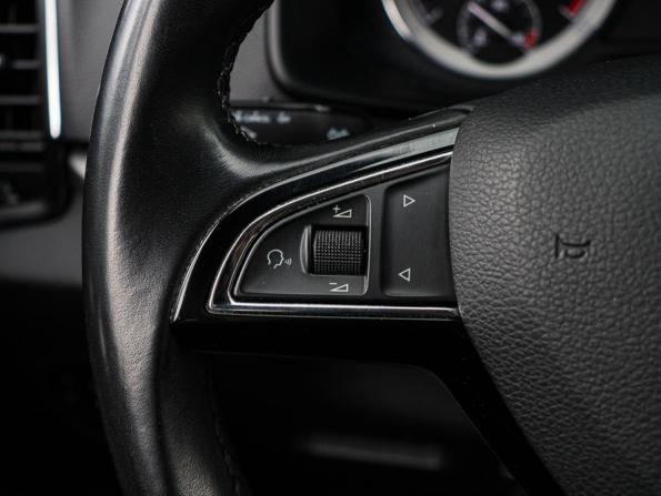 Skoda Karoq I с пробегом 2020 года, цена 2 300 000 рублей, 88677 км, внедорожник, Автокод Объявления