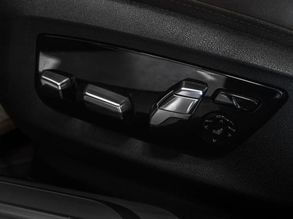 BMW 7 серии VI (G11/G12) Рестайлинг с пробегом 2019 года, цена 6 299 000 рублей, 92946 км, седан, Автокод Объявления